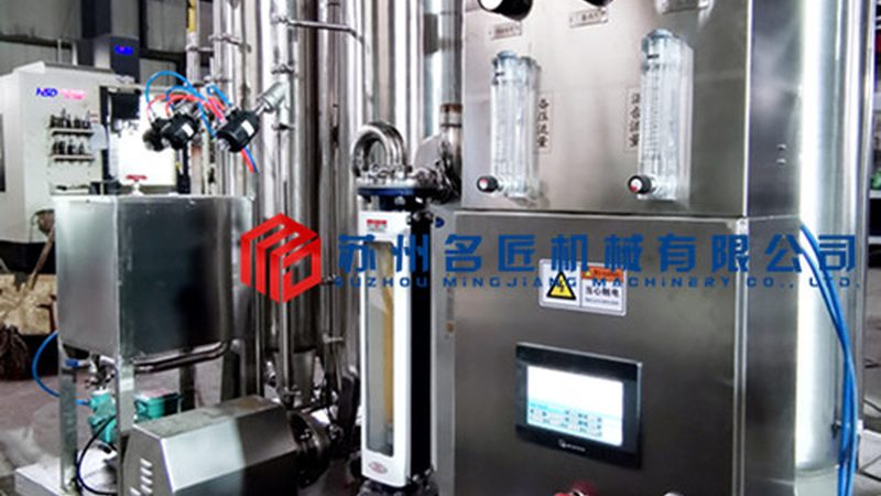 饮料灌装设备：揭秘其核心技术与选型要点